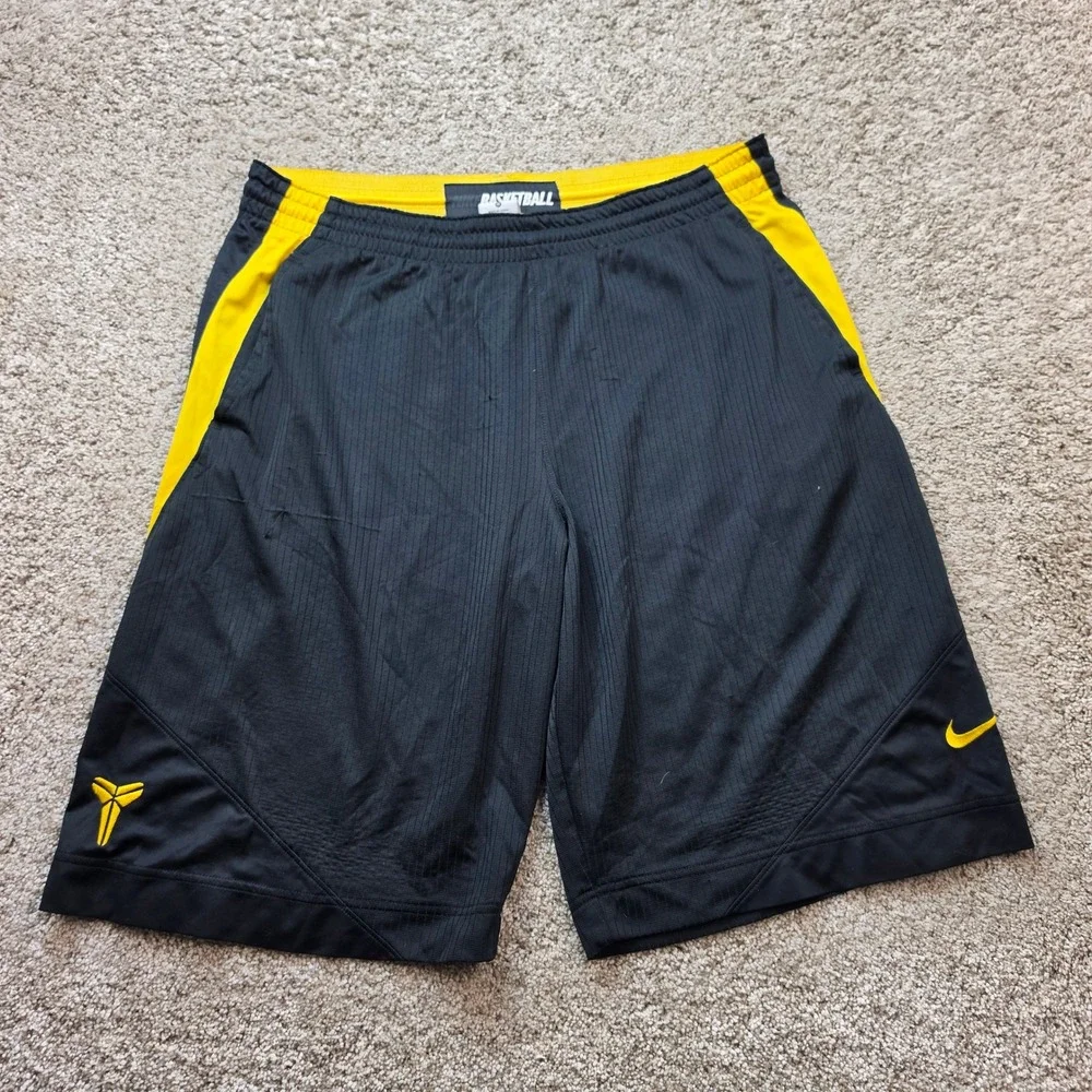 Nike Kobe Bryant Mens Medium Black Yellow Dri-FIT Basketball Shorts 371193-010